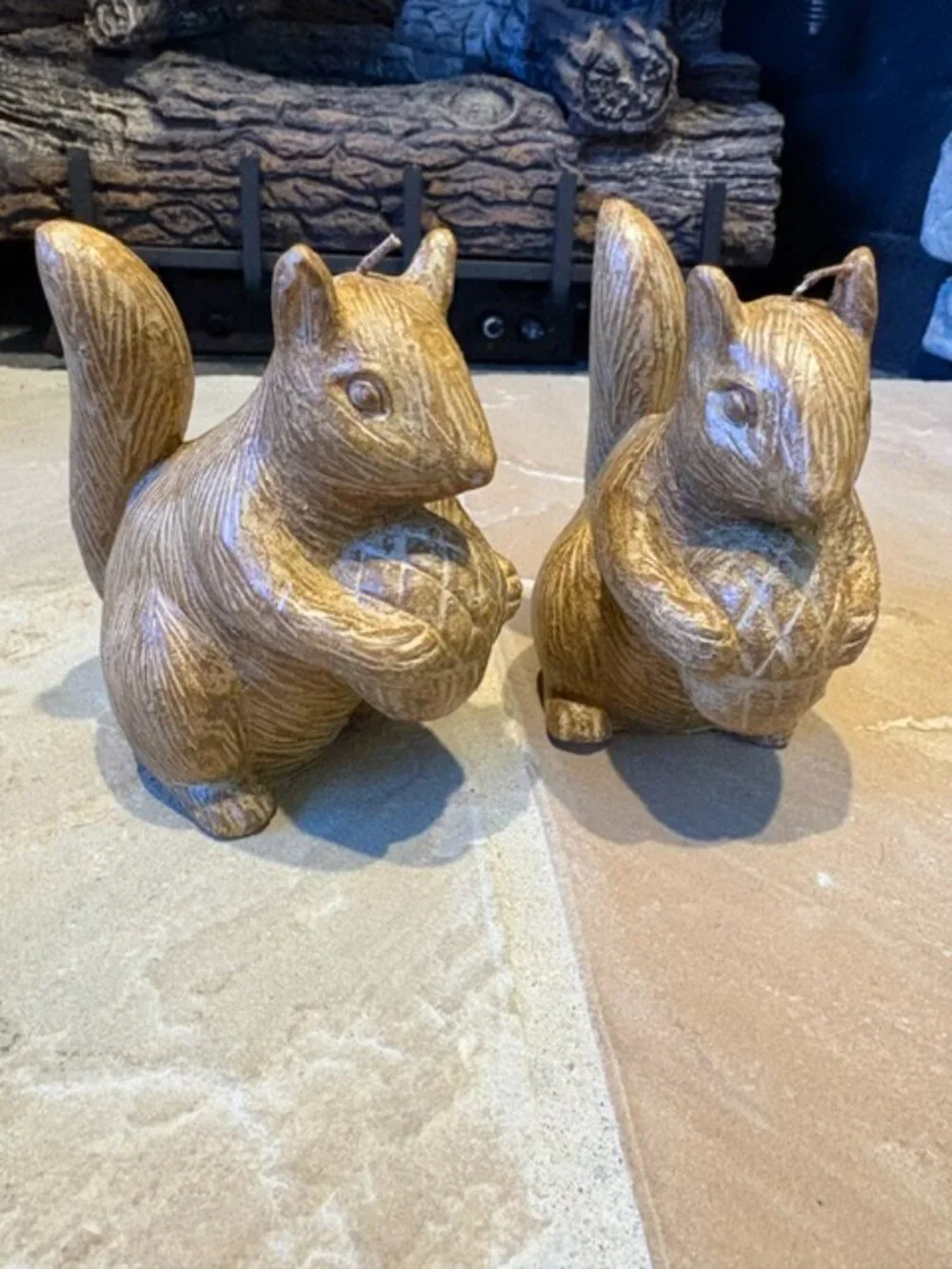 New w/Tags Rare Adorable Pair of Pottery Barn Figural Squirrel Acorn Nut Candles